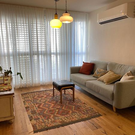 Ferienwohnung נופש ליד הים בת גלים Haifa Exterior foto