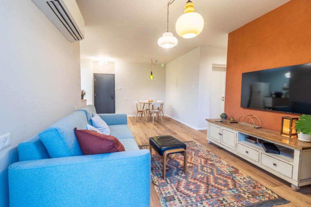 Ferienwohnung נופש ליד הים בת גלים Haifa Exterior foto